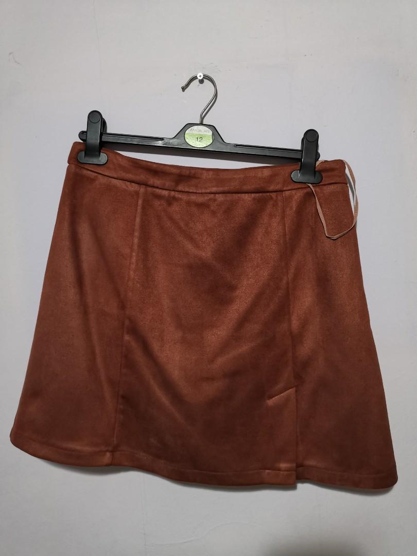 a line skirt rust