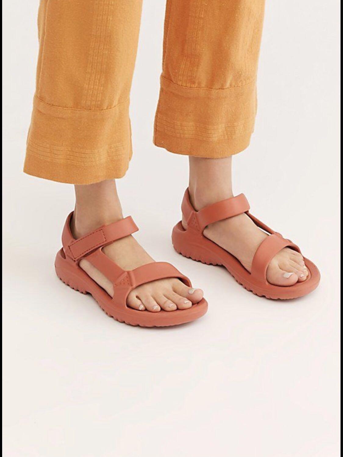 Teva hurricane drift rose tan store