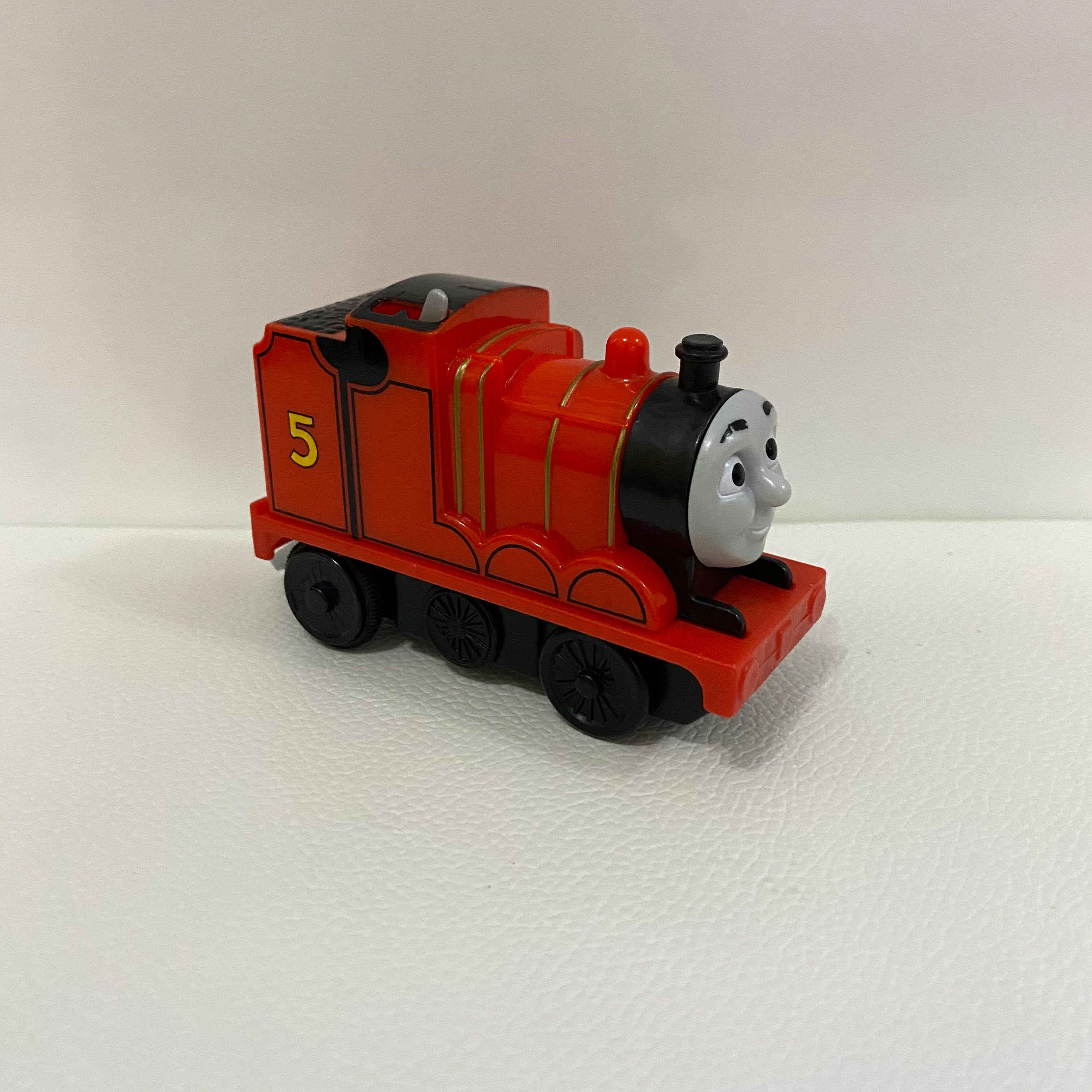 Thomas and Friends James electric battery operated train, Hobbies