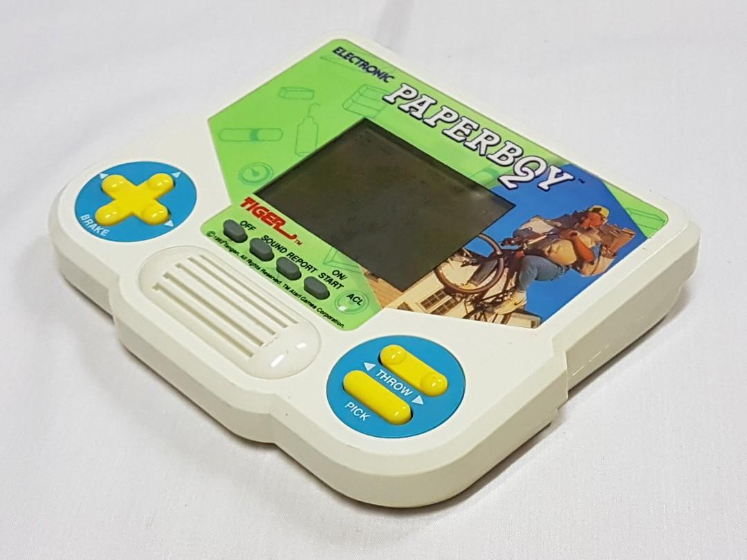 Tiger Electronics Handheld Game Paperboy 2 1988