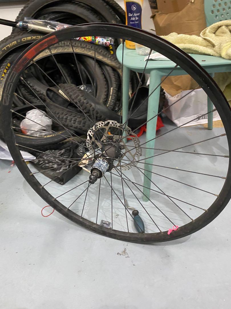 Araya dm 650 rims clearance