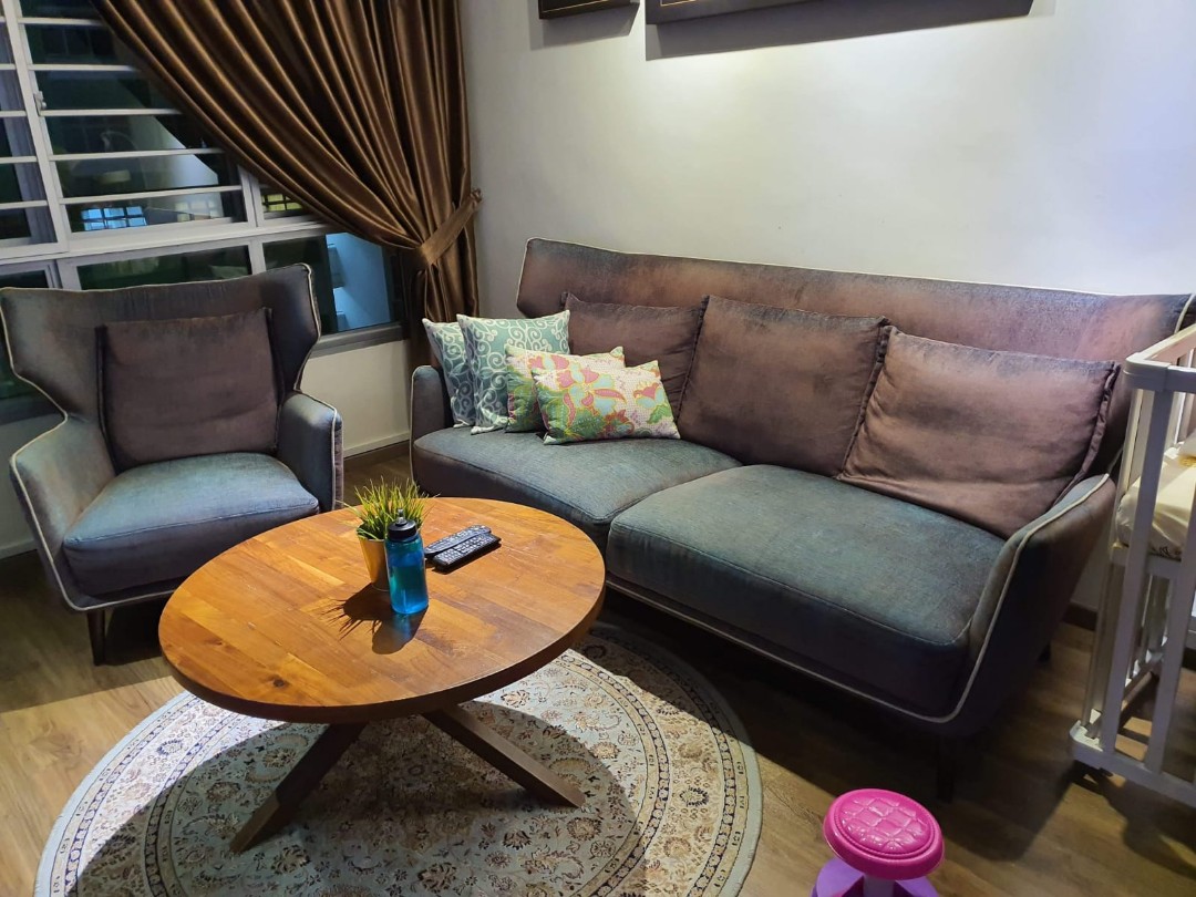 3 + 1 Picket & Rail Sofa Set, Furniture & Home Living, Furniture, Sofas