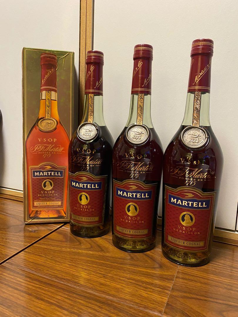 舊款Martell VSOP Medaillon Liqueur Cognac 連盒, 嘢食& 嘢飲, 酒精