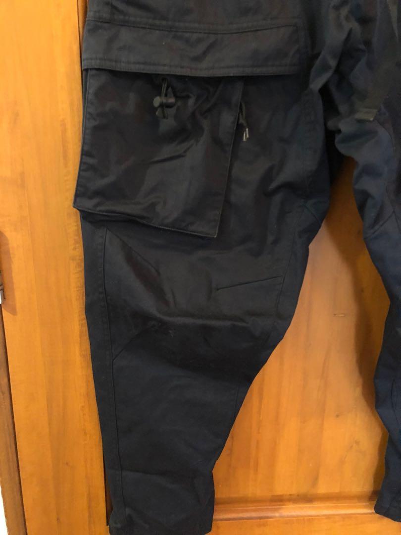 ACG Cargo Pants SS19, Men's Fashion, Bottoms, Trousers on Carousell