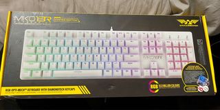 (Category: ) located in . Submitted by prelovedstore (Listing ID 1098573658, Image 1). Description: .