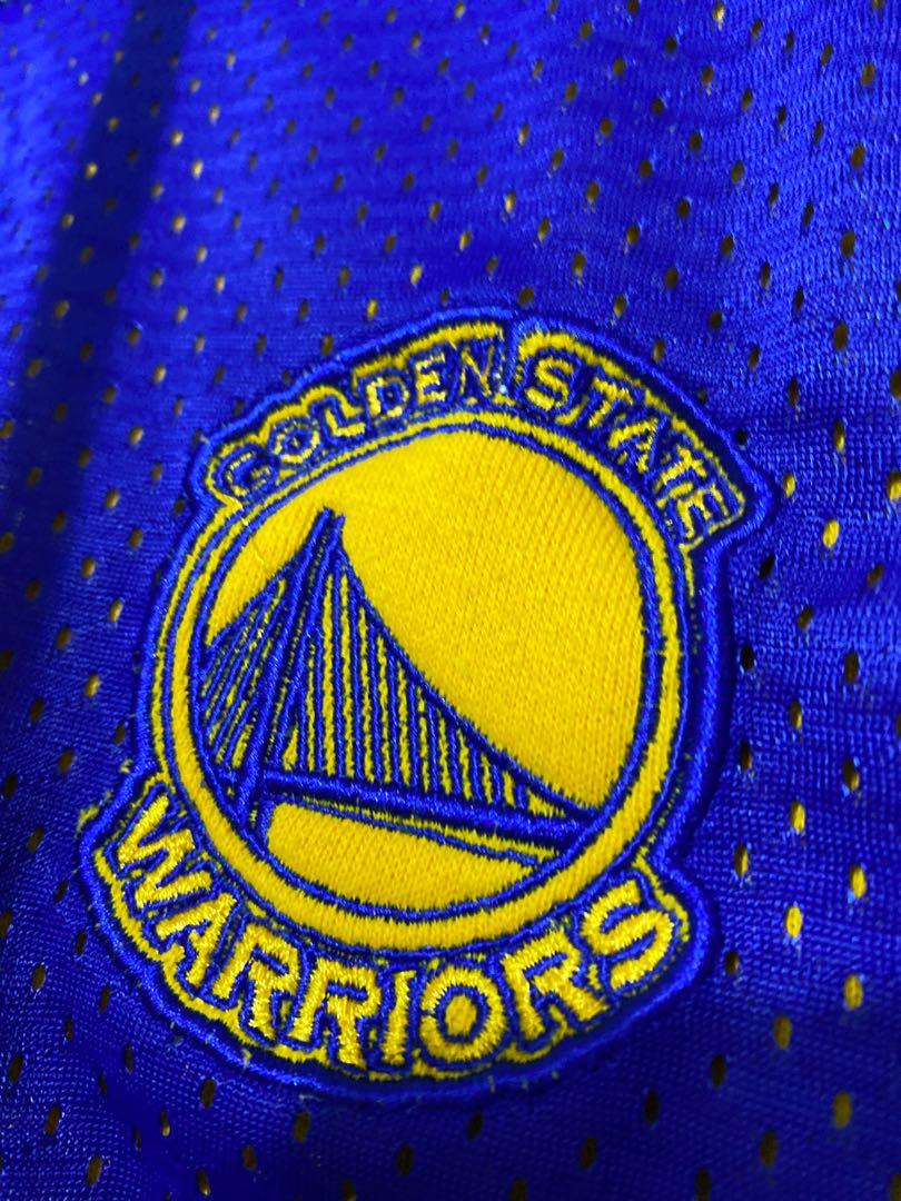 Authentic Golden State Warriors Hoodie (Category: Coats, Jackets and Outerwear) located in Quezon City. Submitted by goodstuffph (Listing ID 1098548924, Image 3). Description: - Authentic (bought in USA) - Used only twice - Good condition - No flaws.