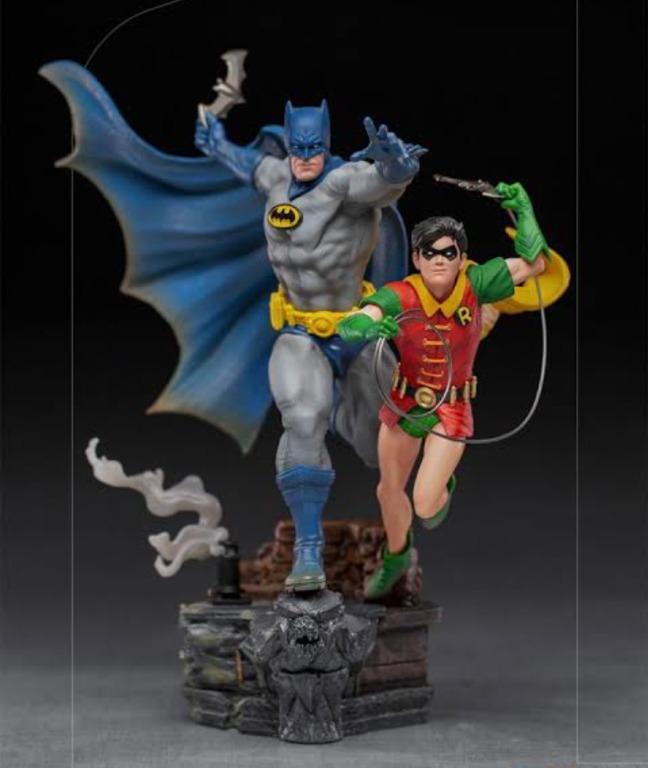 Batman and Robin Statue (Category: Figurines & Statues) located in Manila. Submitted by clark.kent1 (Listing ID 1098531748, Image 3). Description: Batman and Robin Statue Brand New Open just to inspect Box is also in good condition.