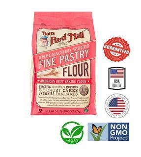 Bob's Red Mill Vegan, Non-GMO Unbleached White Fine Pastry Flour 5LBS / 2.27kg