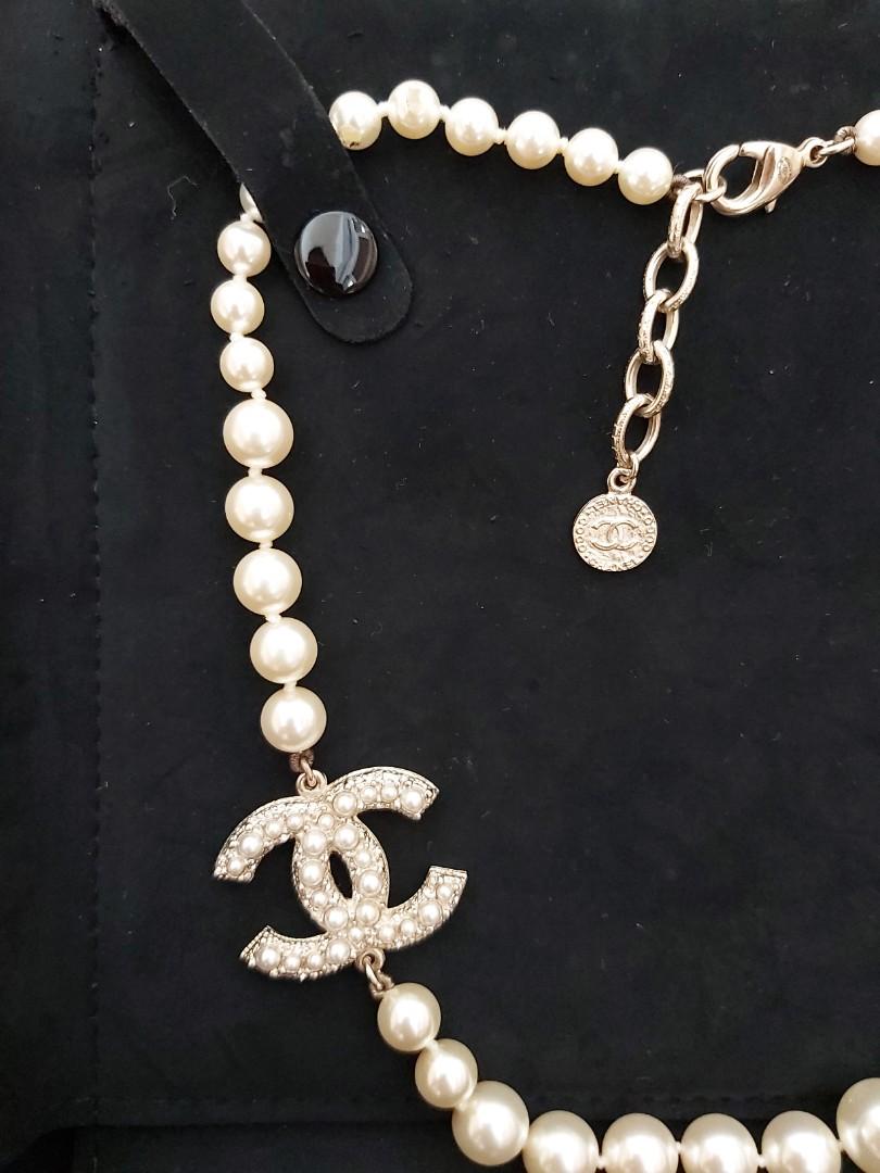 Chanel Pearl Necklace, Women's Fashion 