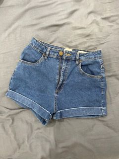 (Category: ) located in . Submitted by hspjy19 (Listing ID 1098514035, Image 1). Description: .