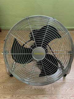 (Category: ) located in . Submitted by loeufall (Listing ID 1098602019, Image 1). Description: .