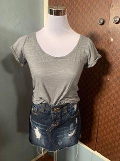Gray tee