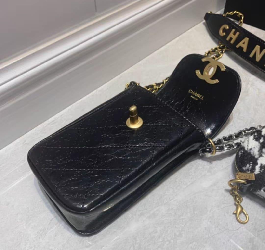 Chanel hp best sale pouch