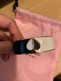 （分類：）位於 。 由 Bsola 提交（商品編號 1098538287，圖片 1）。簡介： 。