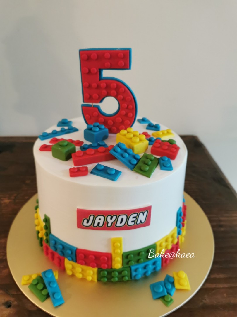 Lego cake for 7 year online old