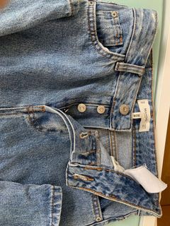 (Category: ) located in . Submitted by moricachia (Listing ID 1098494533, Image 1). Description: .