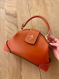 （分類：）位於 。 由 leechristy 提交（商品編號 1098610781，圖片 1）。簡介： 。