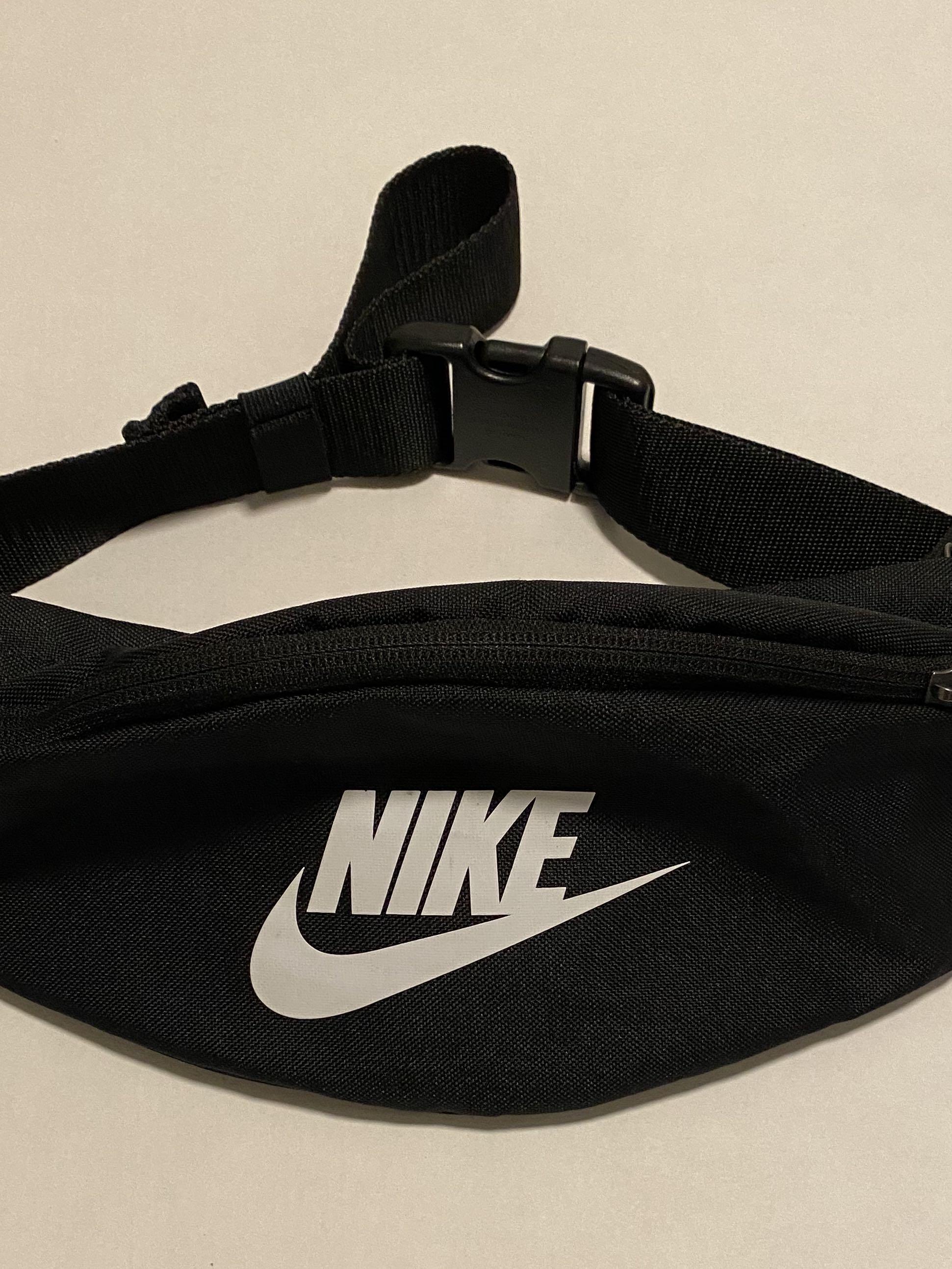Nike Belt Bag (Authentic), Men's Fashion, Bags, Belt bags, Clutches and ...