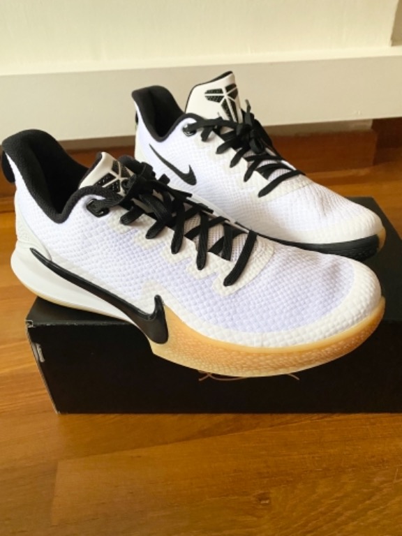 nike mamba focus white
