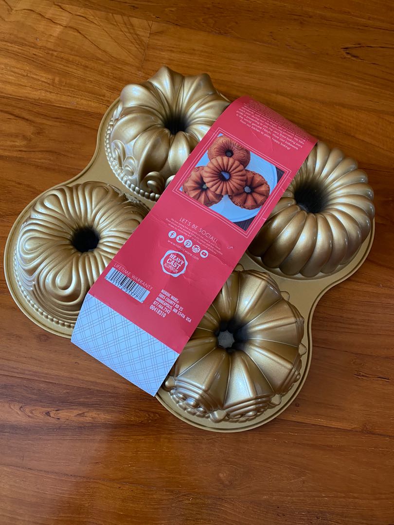 Nordic ware quartet bundt pan shop