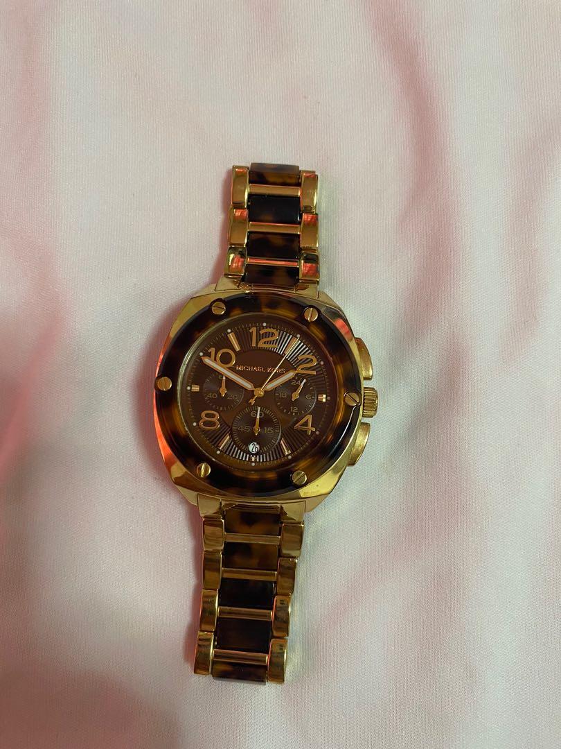 Original Michael Kors Ladies Watch (Category: Women's Watches) located in Pasig City. Submitted by charis_g (Listing ID 1098492794, Image 1). Description: RFS : Decluttering Free metro manila delivery.