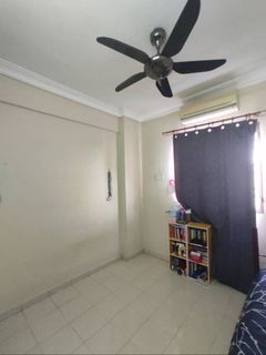 (Category: ) located in . Submitted by quuuend (Listing ID 1098521700, Image 1). Description: .