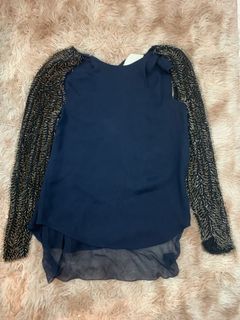 (Category: ) located in . Submitted by fashionsavyy (Listing ID 1098553623, Image 1). Description: .