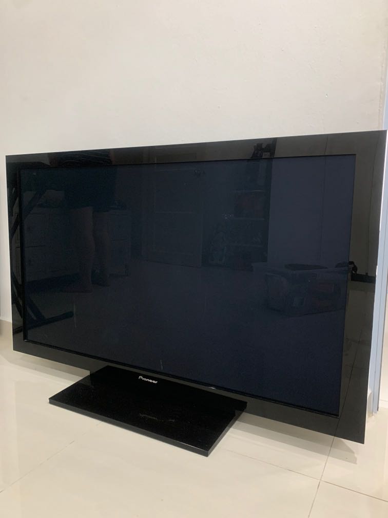 Pioneer Kuro 50 inch Plasma (LX5090), TV & Home Appliances, TV
