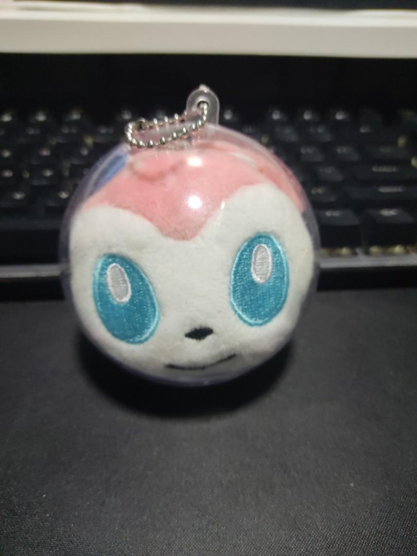 Pok mon Sylveon plush keychain