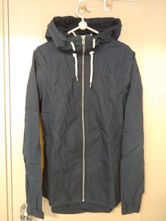 （分類：）位於 。 由 cc.cal 提交（商品編號 1098630095，圖片 1）。簡介： 。