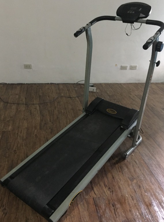 RUSH Questor TREADMILL Manual Magnetic Cardio Exerciser Machine ST8258 M pre loved used