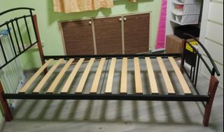 (Category: ) located in . Submitted by laadybugs (Listing ID 1098585931, Image 1). Description: .