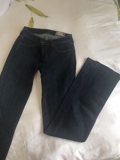 (Category: ) located in . Submitted by shoppe_here_sg (Listing ID 1098566621, Image 1). Description: .