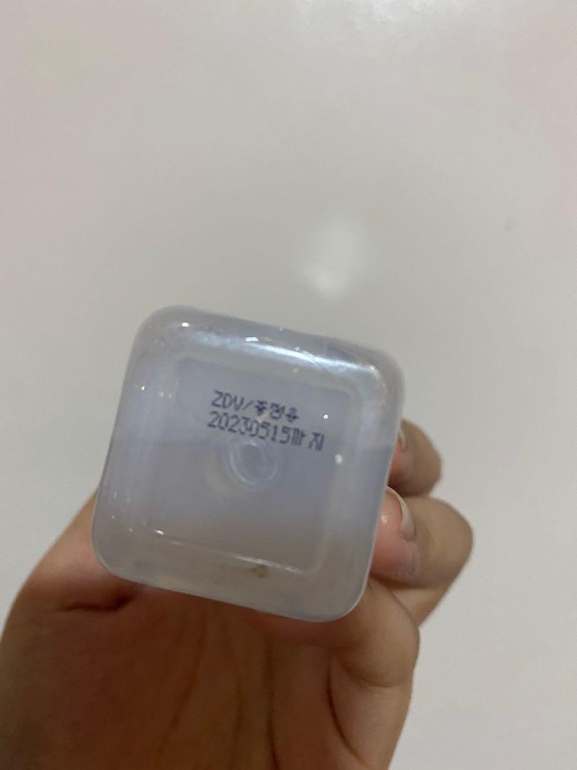SON & PARK Beauty Water 60ml (Category: Face Care) located in Makati City. Submitted by pprts0 (Listing ID 1098492824, Image 3). Description: 95% full, only used twice bought in Korea exp: May 2023 rfs: decluttering .