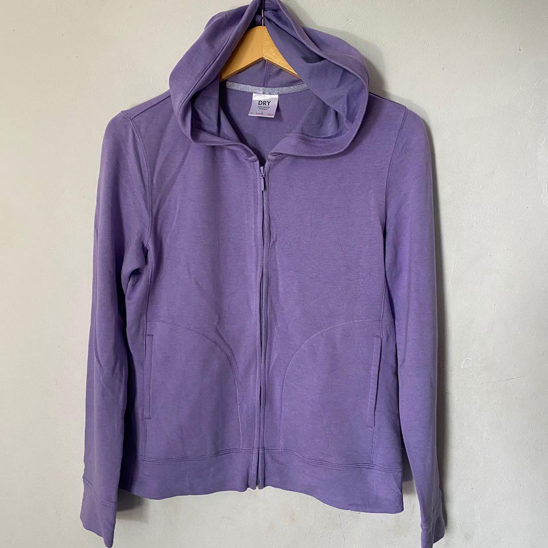 Uniqlo Purple Hoodie Woman, Fesyen Wanita, Pakaian Wanita, Baju Luaran di  Carousell