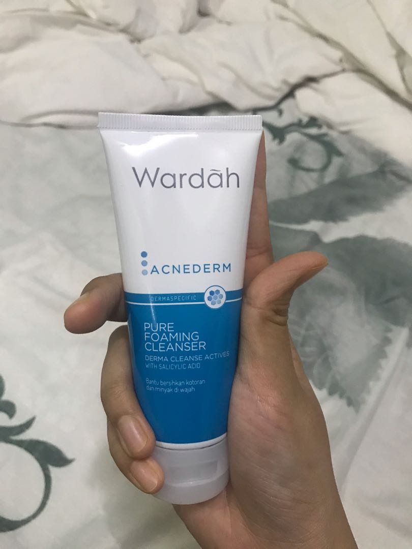 Wardah acnederm pure foaming cleanser ILuvPosLaju Beauty