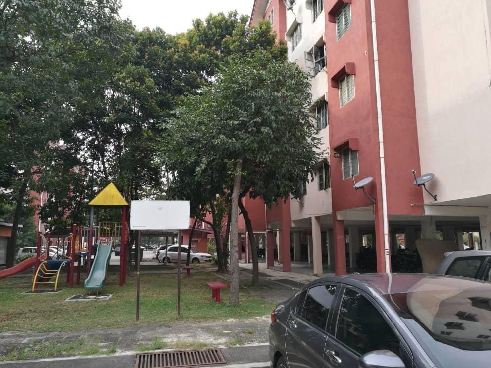 WTS] FLAT PKNS SEKSYEN 7 SHAH ALAM, Property, For Sale on Carousell