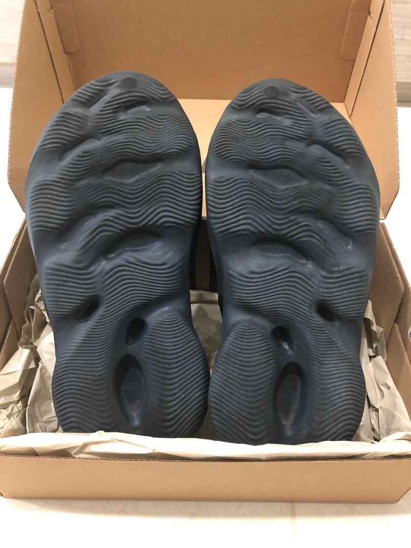 Adidas yeezy online shipping time