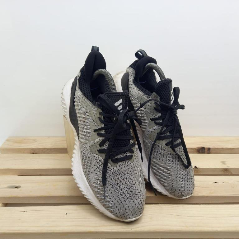 Adidas Alphabounce Beyond grey Fesyen Pria Sepatu Sneakers di Carousell