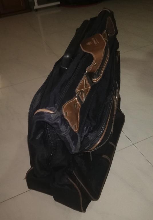 Carlton international bag clearance