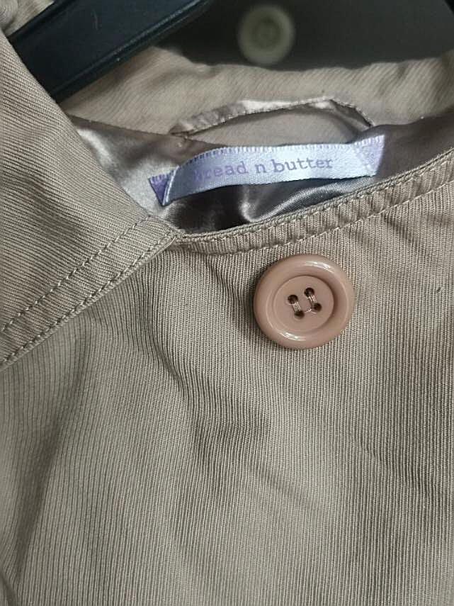 Butterfly Blazer (Category: Coats, Jackets and Outerwear) located in Mandaluyong City. Submitted by Declutter_Princess (Listing ID 1098761538, Image 2). Description: Final price posted Plus sf For pick up via speedy/grab/lalamove .
