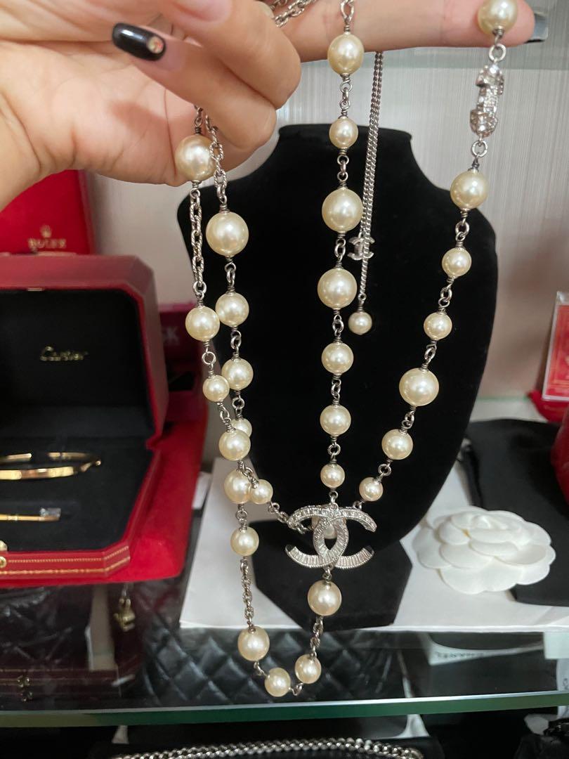 Chanel pearl Necklace
