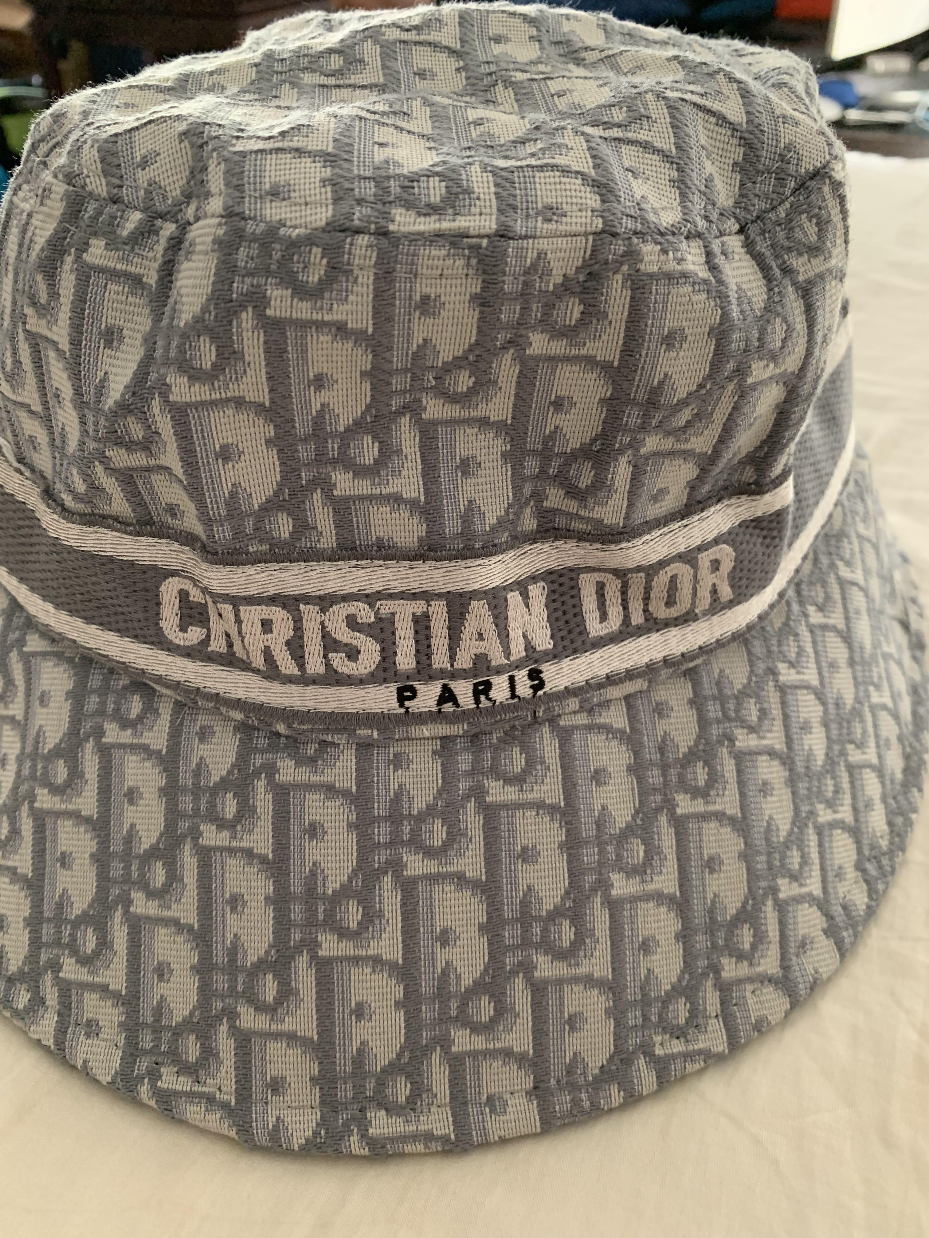 Dior women's bucket hat, Men's Fashion 
