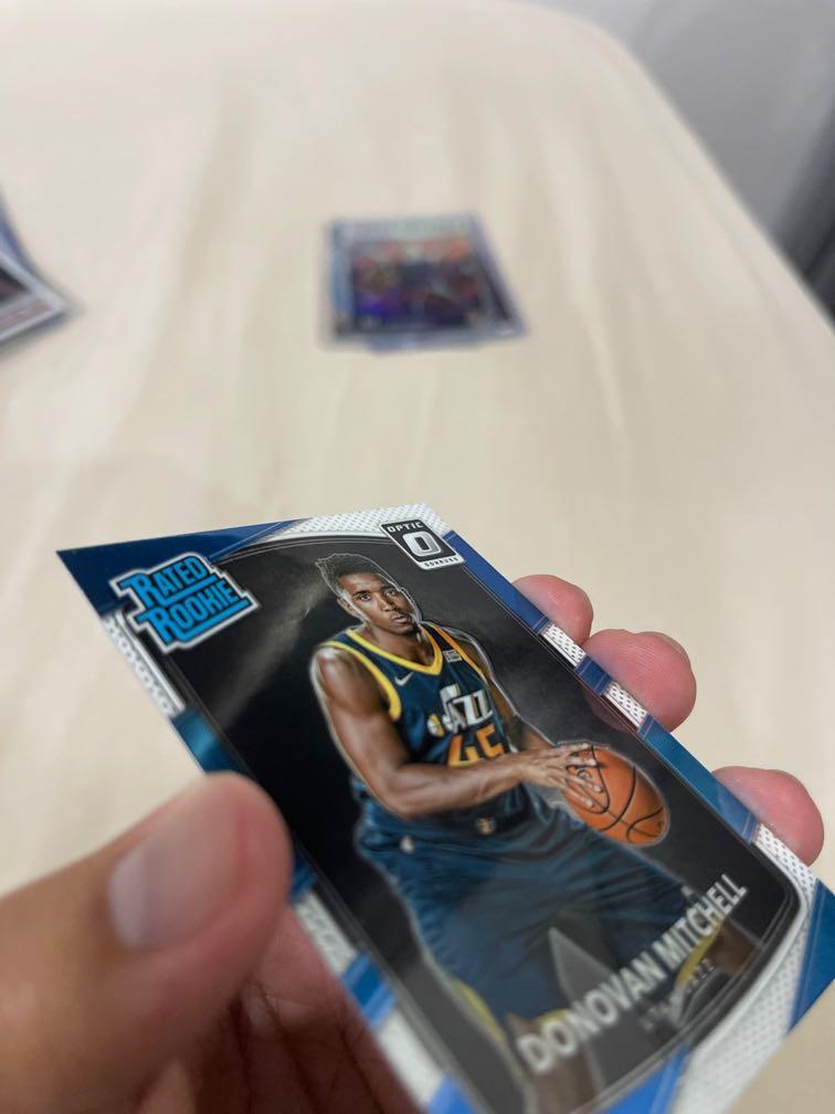 Donovan mitchell optic rc (Category: Sneakers) located in Paranaque City. Submitted by flightindustries__ (Listing ID 1098824654, Image 3). Description: Not minth has surface issue as seen on pic .