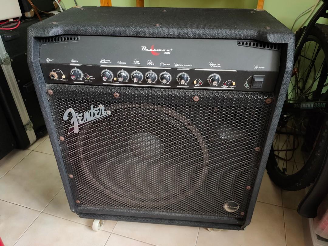 Fender Bassman 200 (need servicing), Hobbies & Toys, Music & Media