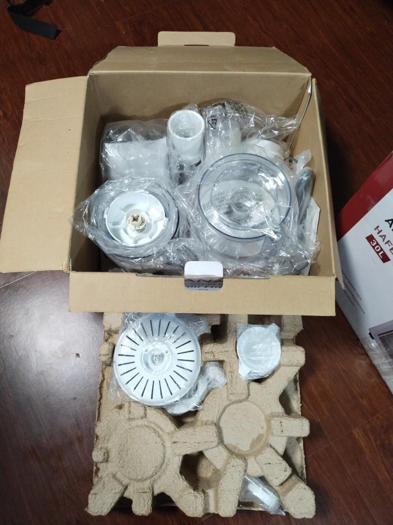 Food Processors Hanabishi (Category: Juicers, Blenders & Grinders) located in Caloocan City. Submitted by camileventura123456 (Listing ID 1098722709, Image 2). Description: 🛵🚙Cash On Delivery!!!🚙🛵 Description💯 ✅Blender with filter ✅Power juicer ✅Grinder ✅Chopper ( 4 stainless steel blade for grating, slicing fine and coarse) ✅Citrus juicer (Citrus kit) ✅Dough mixer ( Plastic blade) ✅Egg beater ( Plastic tray).