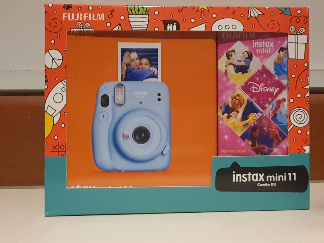 Fujifilm polaroid camera mini 11, Photography, Cameras on Carousell