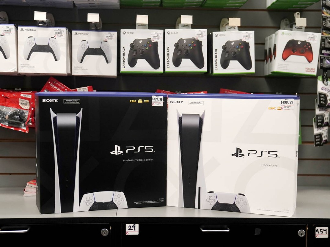 Get your complete play station 5's