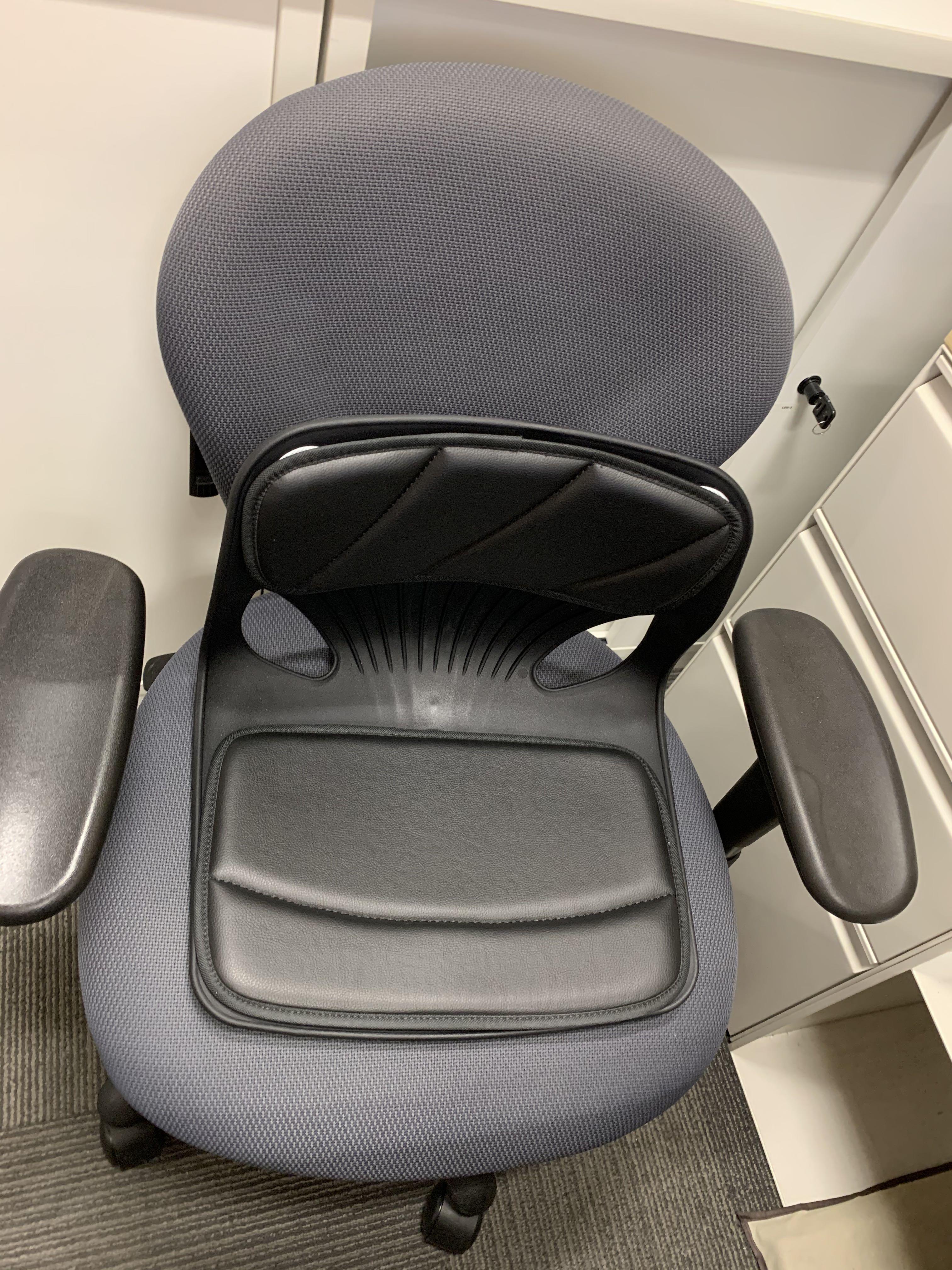 Gravity support deals chair