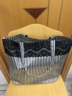 （分類：）位於 。 由 btang00 提交（商品編號 1098825528，圖片 1）。簡介： 。
